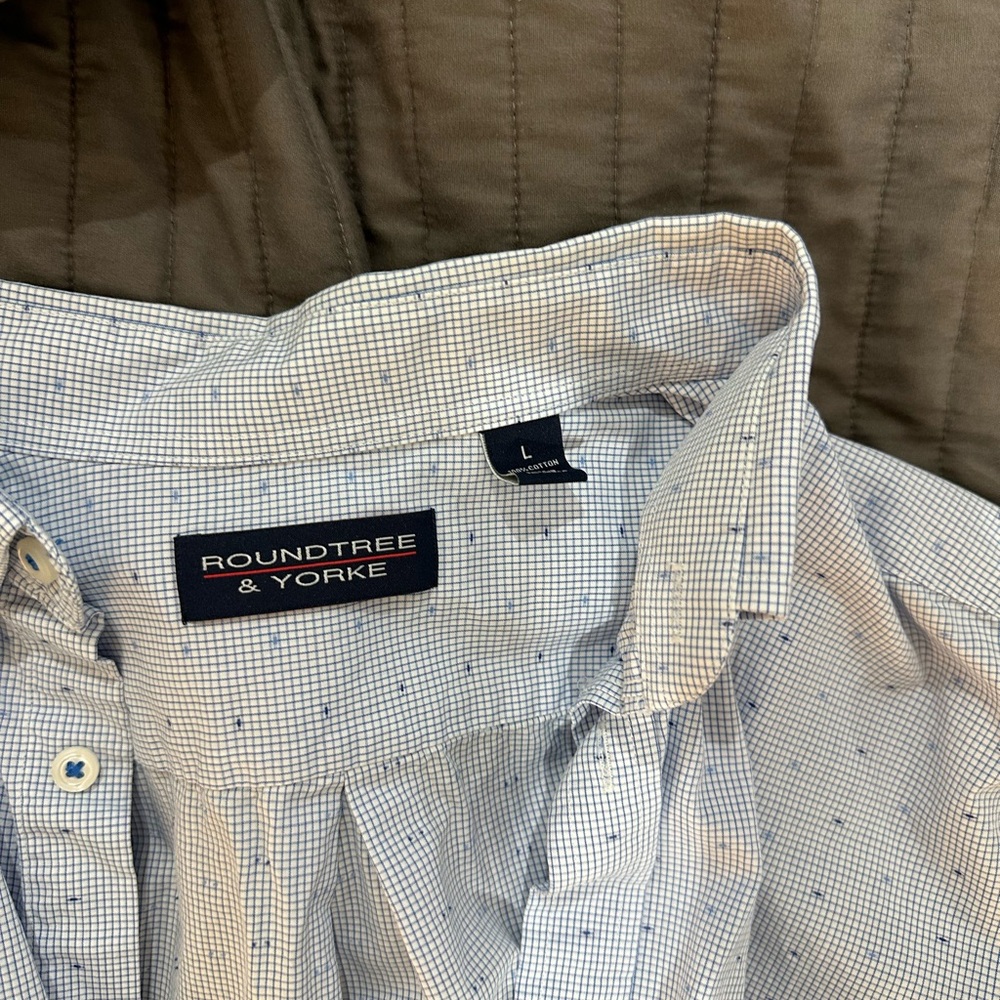 Men’s button down long sleeve